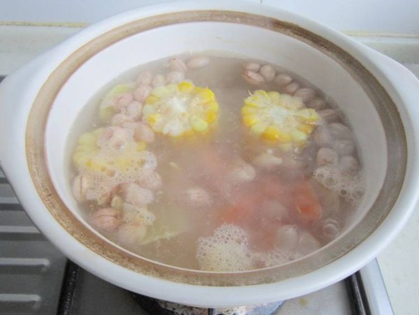 Corn Yam Chrysanthemum Soup recipe