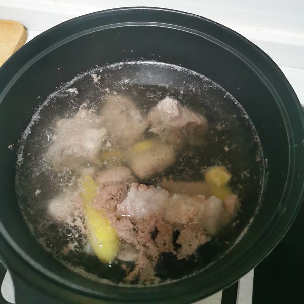 Cuttlefish Pork Ribs Soup recipe