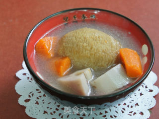 Hericium and Lotus Root Bone Soup recipe