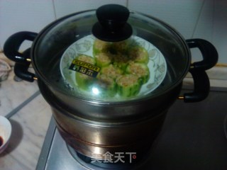 Steamed Loofah with Garlic recipe