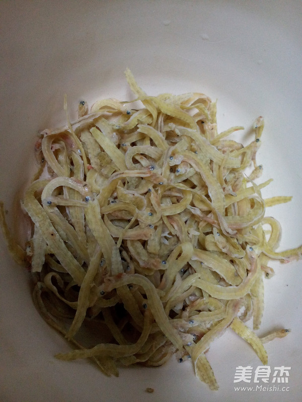 Small Whitebait with Green Onion recipe