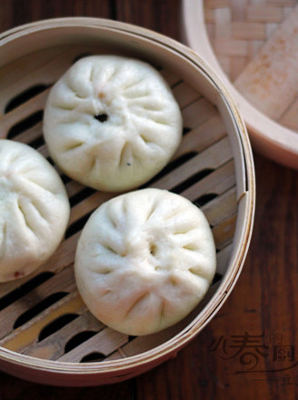 Bean Sprouts Stuffed Buns