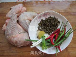 Spicy and Fragrant in The Mouth-rattan Pepper Chicken recipe