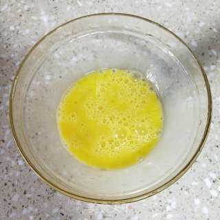 Scrambled Eggs with Lettuce recipe