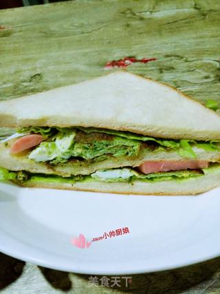 Spinach Omelette Sandwich recipe