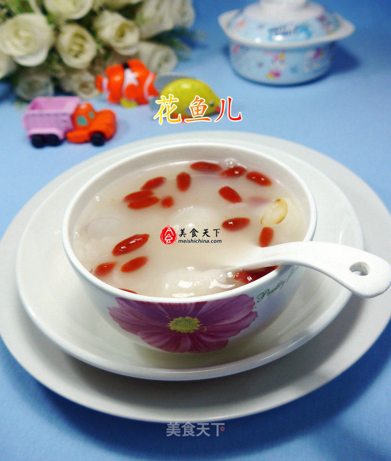 Lychee Rice Porridge with Wolfberry recipe