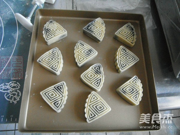 Black Sesame Mooncake recipe