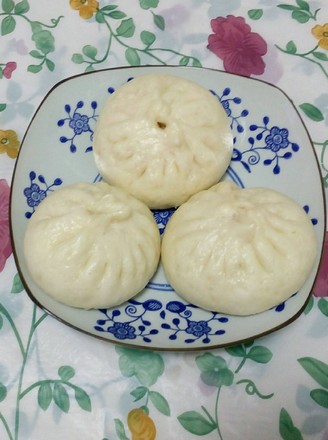 Celery, Cabbage and Meat Buns recipe