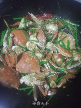 Fried Crab with Red Pepper recipe