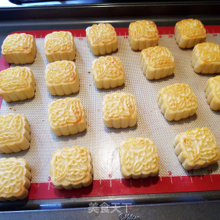 Sands Custard Pastry Mooncakes recipe