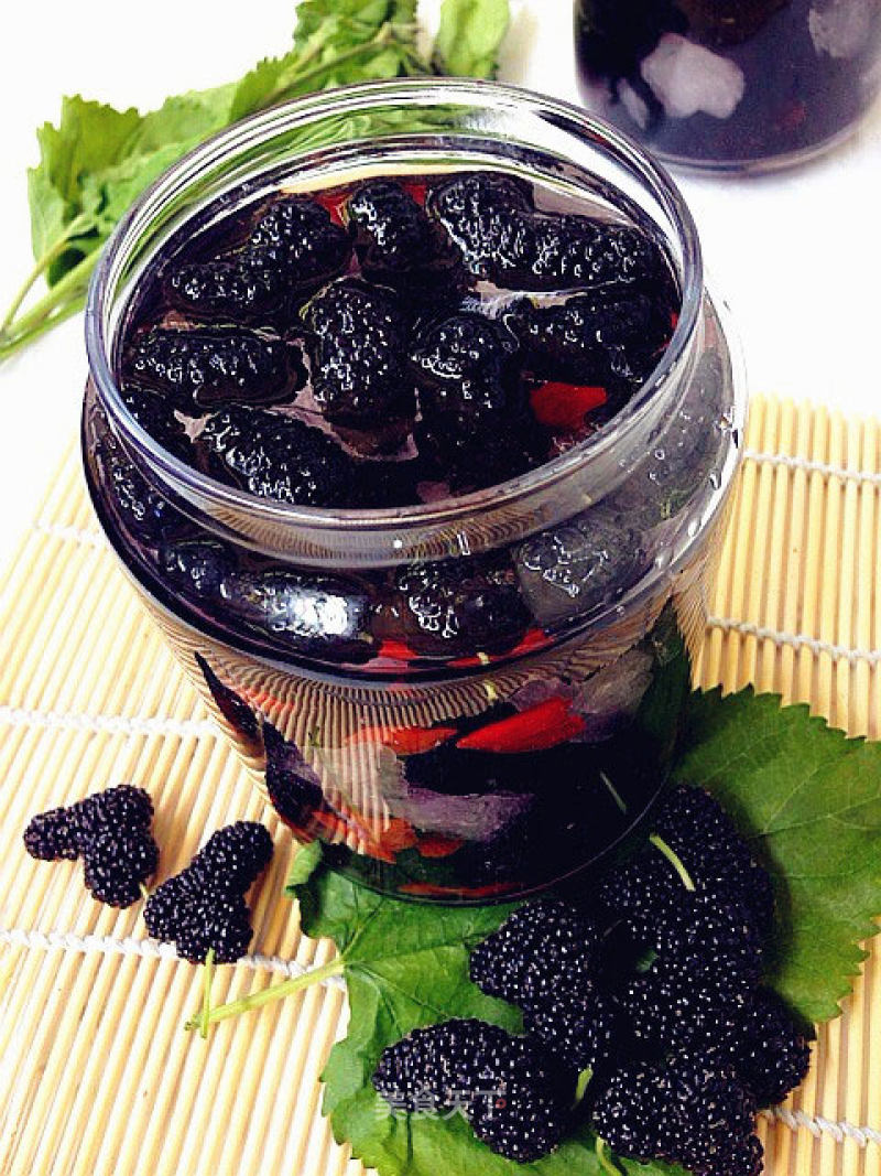 Essential for Beauty --- Mulberry Sparkling Wine recipe