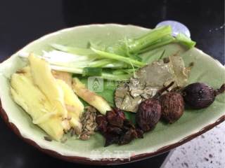 Steak Stewed White Radish recipe