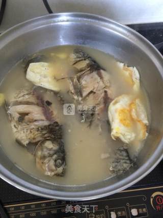 Crucian Fish Egg Soup recipe