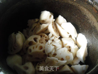 Pork Ribs and Lotus Root Soup recipe