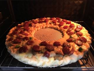 Christmas Wreath Pizza recipe