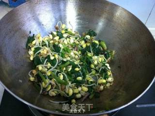 Soybean Sprouts Mixed with Spinach recipe