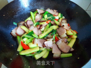 Stir-fried Bacon with Melon recipe