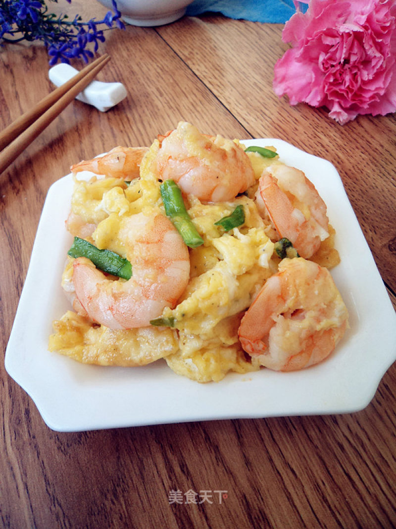 Scrambled Eggs with Shrimp