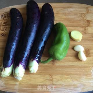 Stir Fried Eggplant with Green Peppers recipe