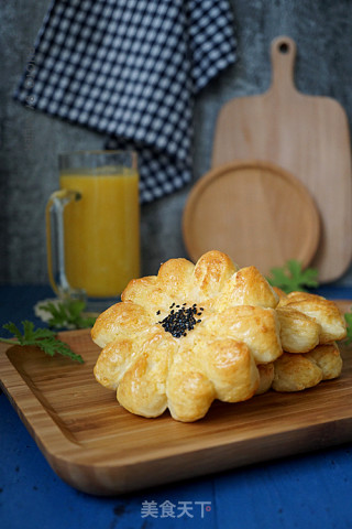 #四session Baking Contest and is Love to Eat Festival# Coconut and Flower Bread recipe