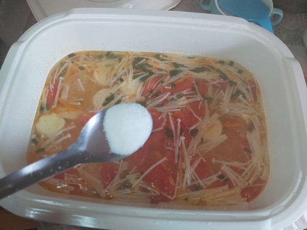 Tomato Golden Needle Tofu Soup recipe