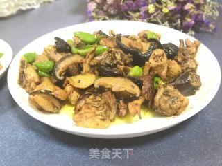 Stir-fried Stir-fried Chicken with Pepper and Mushroom recipe