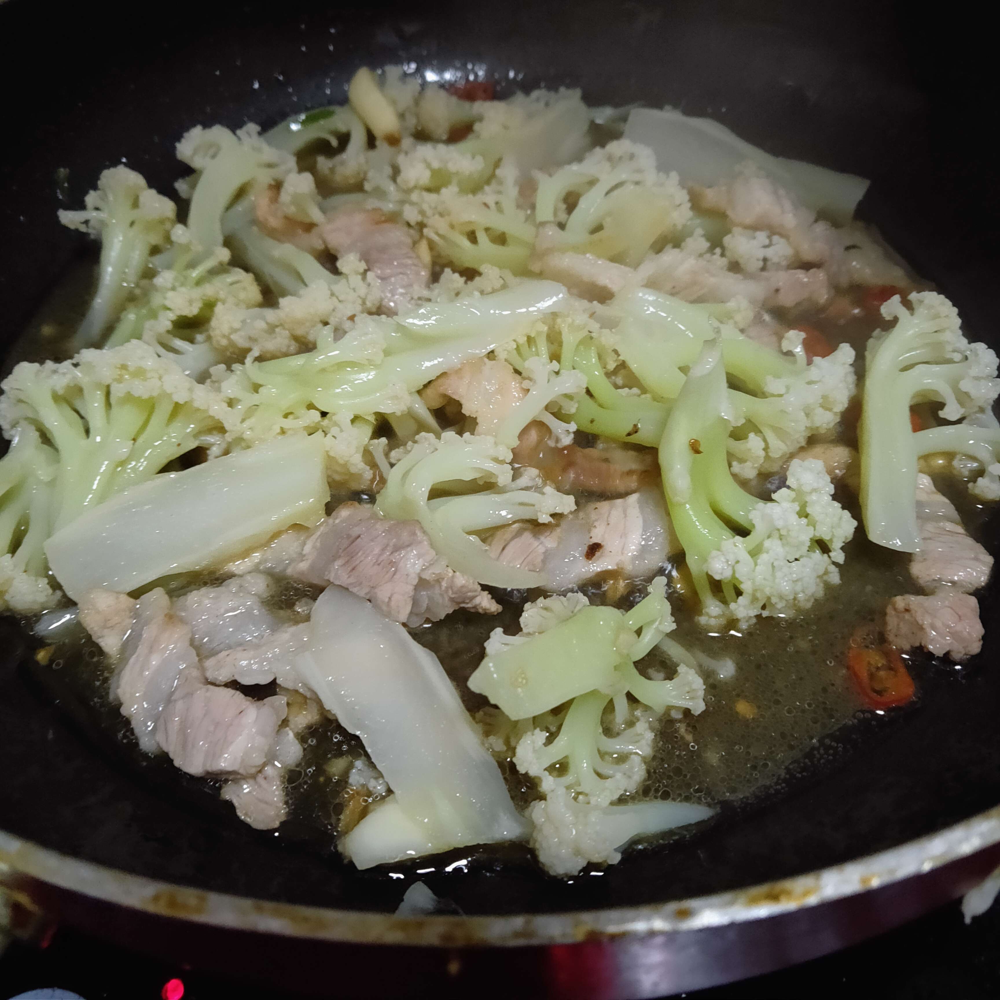 Cauliflower Stir-fried Pork Slices recipe