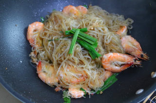 Shrimp and Vermicelli in Clay Pot recipe