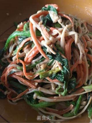 Seasonal Vegetables Mixed with Sesame Sauce recipe