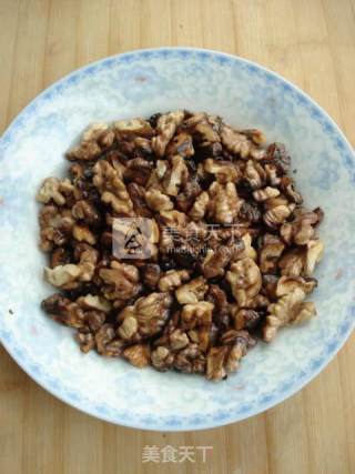 Oil Salt Walnut recipe