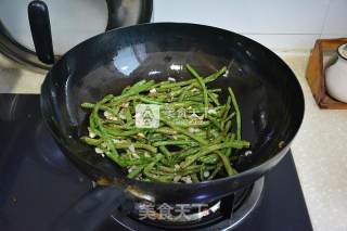 Stir-fried Carob recipe