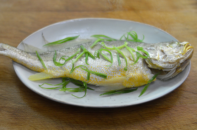 Steamed Yellow Croaker recipe