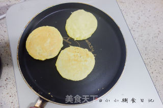 Yeast Version of Banana Muffins recipe