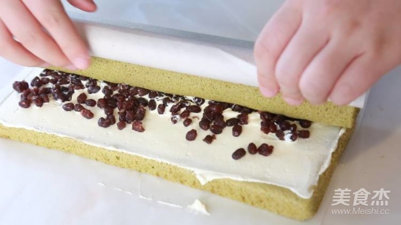 Matcha Honey Bean Cake Roll recipe