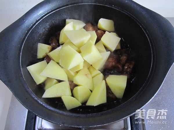 【roast Pork with Potatoes 1000 Sheets】 recipe