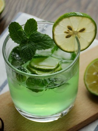 Lime Mint Cocktail