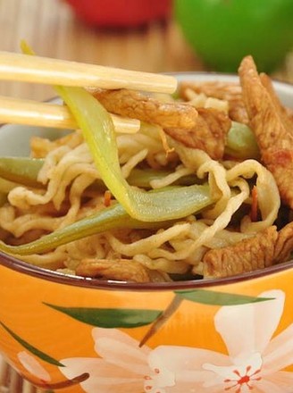 Taste of Memory: Braised Noodles with Beans