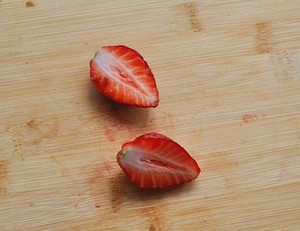 Goldfish (strawberry Creative Placing) recipe