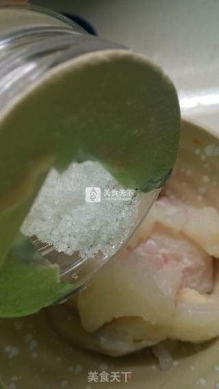 Fish Stuffed with Green Peppers recipe