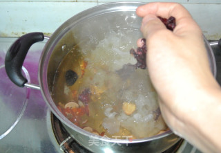 Jieshu Hongguo Soup recipe