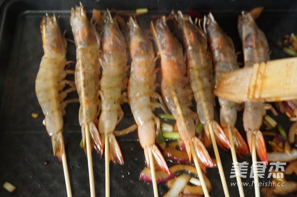 Grilled Shrimp with Black Pepper recipe