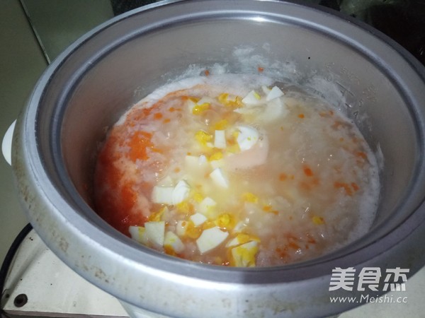 Carrot Congee with Salted Duck Eggs recipe