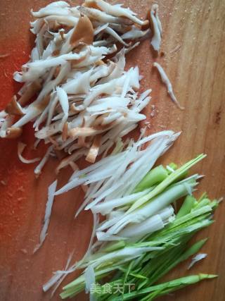 Bamboo Shoots, Mushrooms and Willow Leaf Dumplings recipe