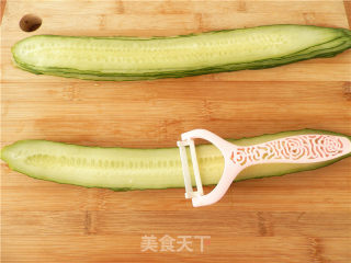 Cucumber Roll with Egg Minced Meat recipe