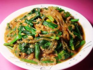 Stewed Vermicelli with Spinach and Minced Meat recipe