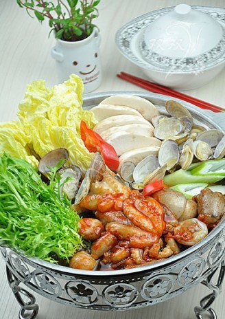 Octopus Seafood Hot Pot recipe