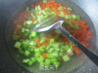 Stir-fried Celery with Peanuts and Carrots recipe