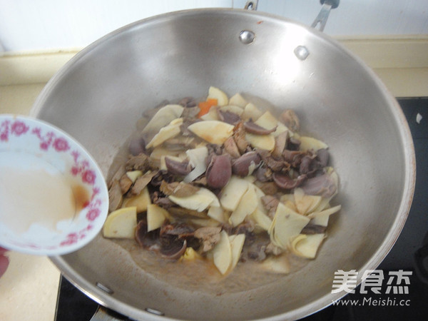 Stir-fried Winter Bamboo Shoots recipe