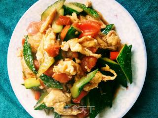 Scrambled Eggs with Cucumber recipe