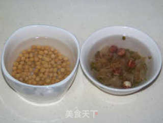 Lotus Seed Lily Drink recipe